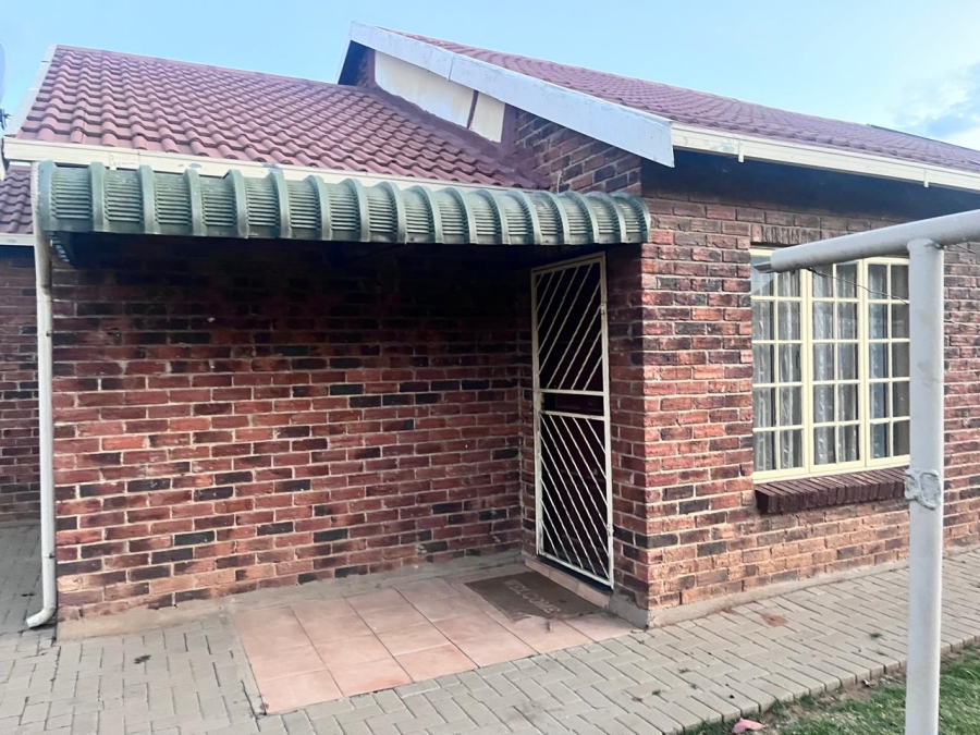 3 Bedroom Property for Sale in Mangaung Free State